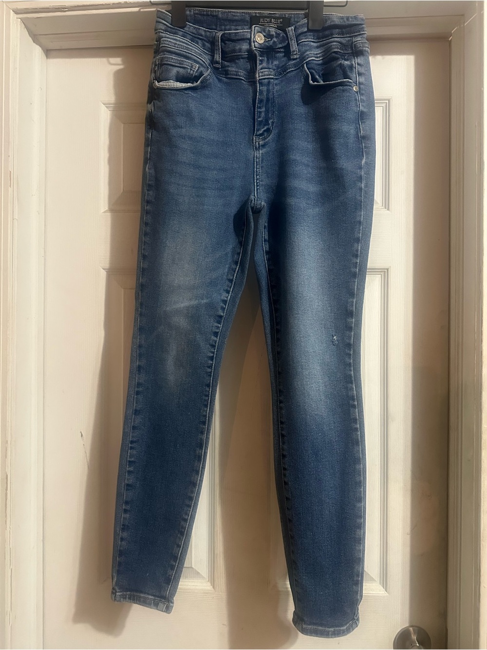 Judy Blue Medium Blue Wash Skinny Jeans